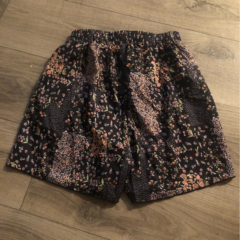 Floral Black Women's Shorts